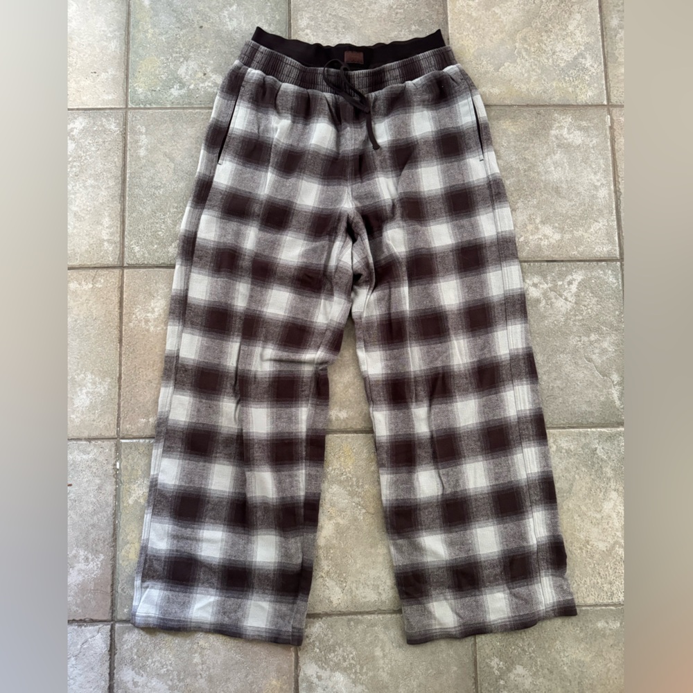SKIMS Charcoal and Light Gray Checkered Straight Leg Pants